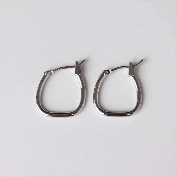 Thin square earring